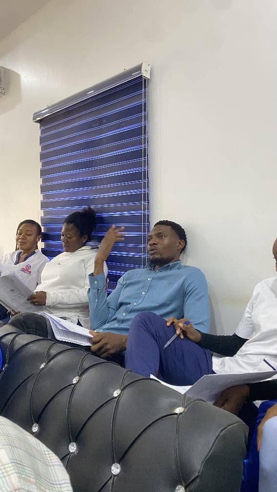 Henks Medicals staff training session
