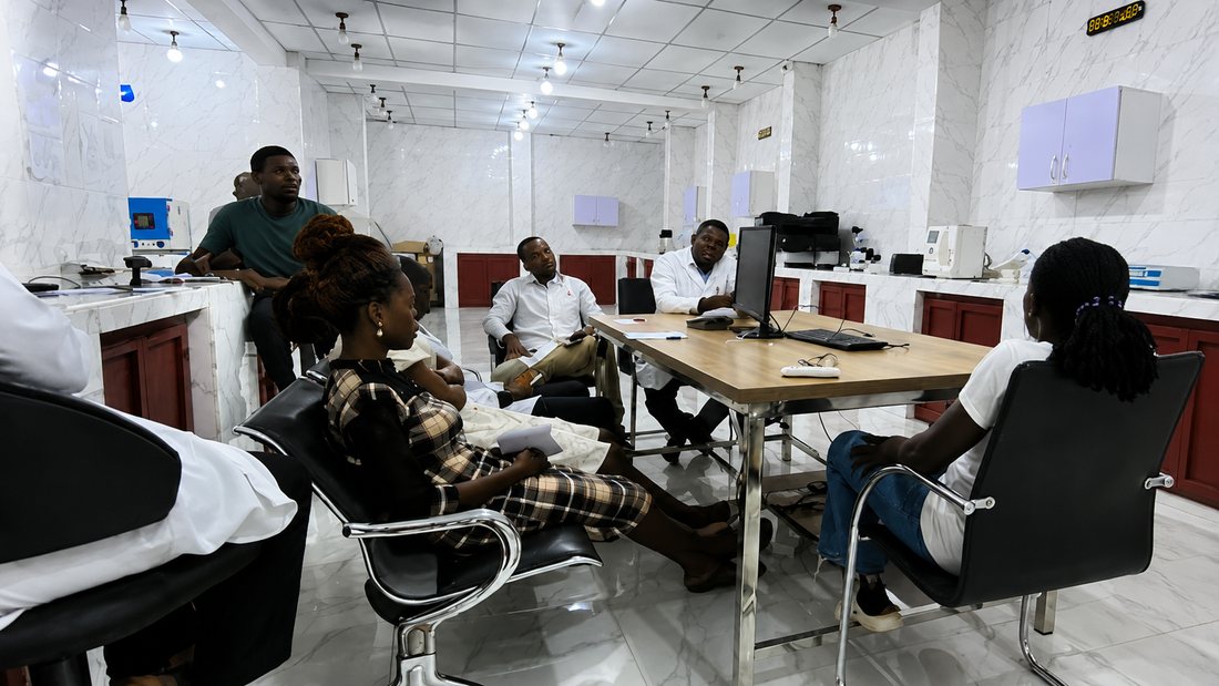 The main laboratory at Henks Medicals